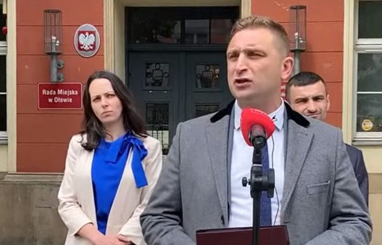 Bąkiewicz: Wprowadzić memorandum imigracyjne, żeby wstrzymać imigrację Ukraińców, która przyniesie taki sam efekt jak na zachodzie Europy