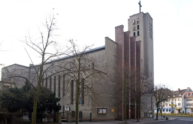 Dewastacja w kościele w centrum Szczecinie. „Kiedyś kościoły były nietykalne”.