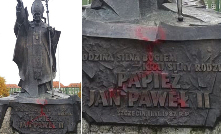 Symbol wieszaka namalowany na pomniku Jana Pawła II